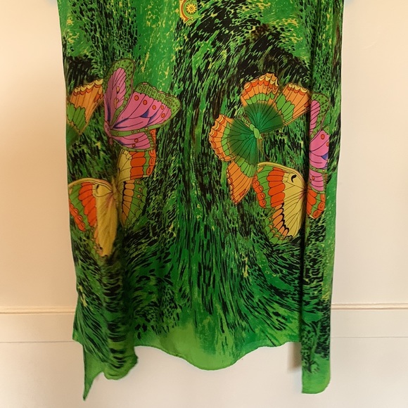 Queen Mulock 💯 Silk butterfly t shirt mini dress - Picture 5 of 17